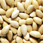 Almendra sin piel cruda